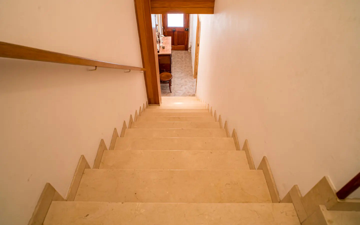 5-bedroom Townhouse In Pinoso, Spain (326 M²)