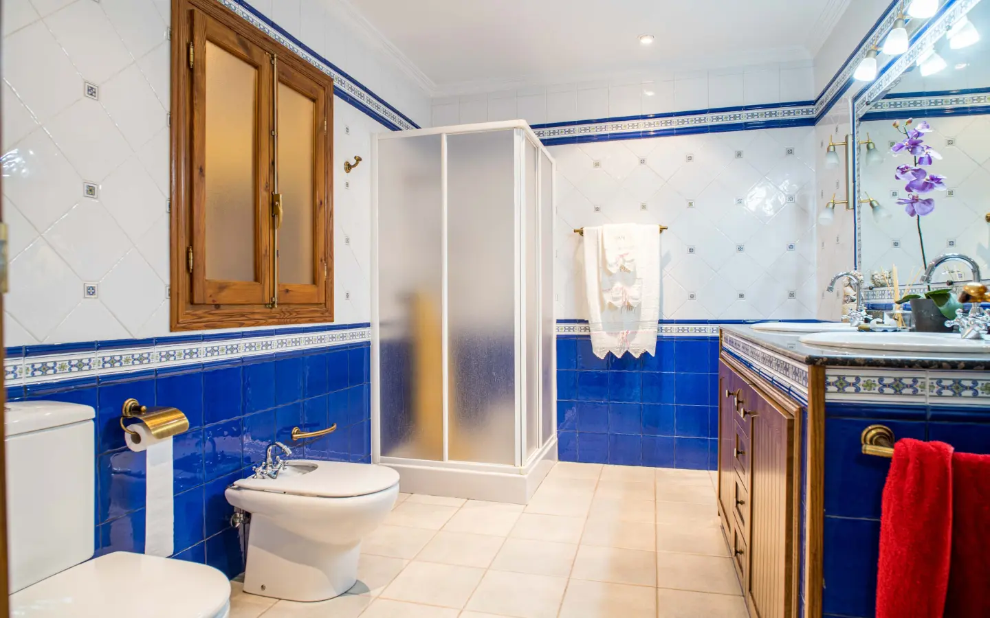 Townhouse Of 292 M² With Features In Pinoso, Spain