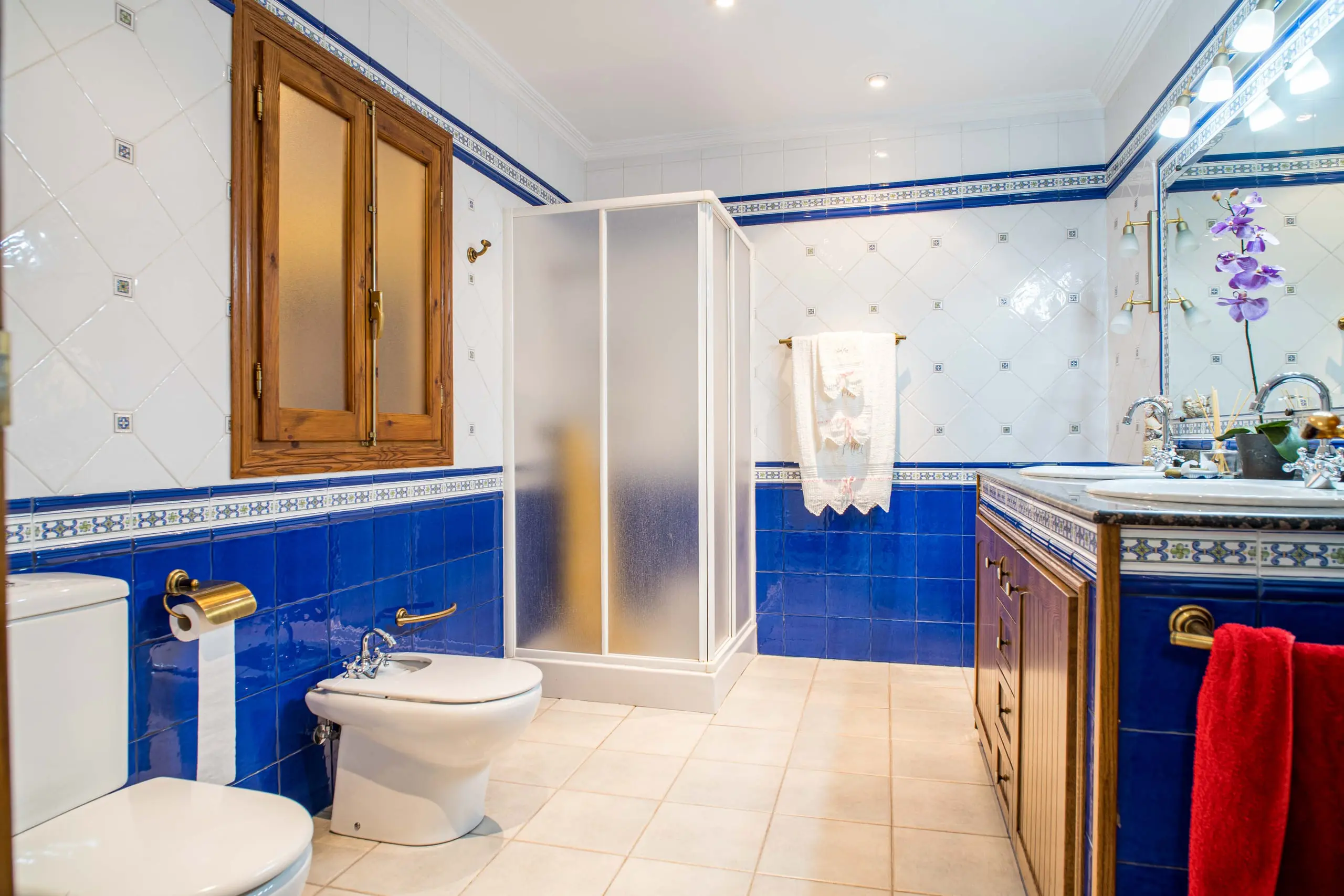 Townhouse Of 292 M² With Features In Pinoso, Spain