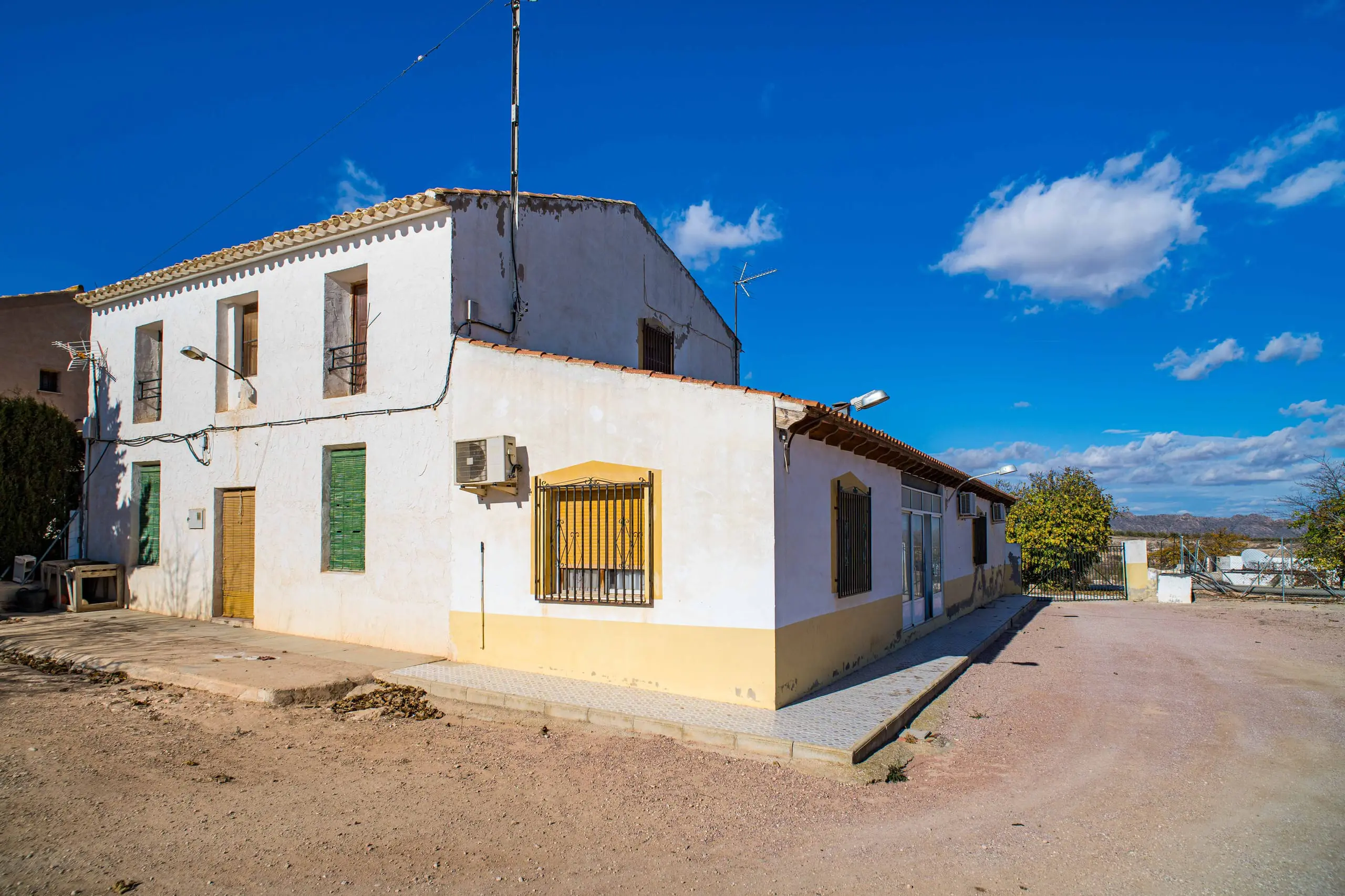 Country House Of 627 M² In Raspay, Spain