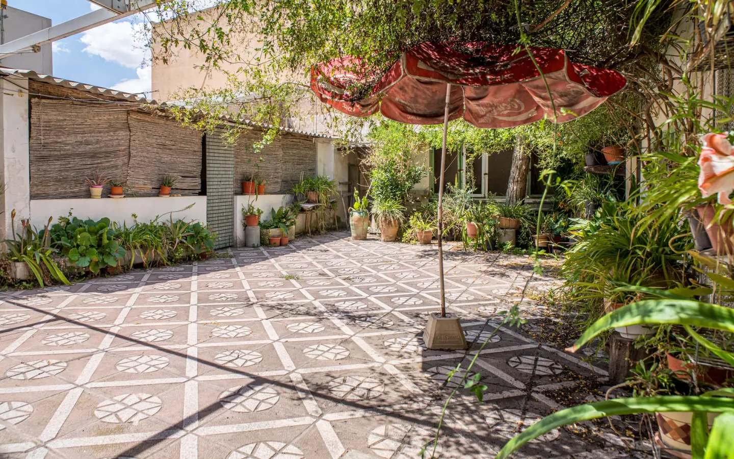 5-bedroom Townhouse In Pinoso, Spain (326 M²)