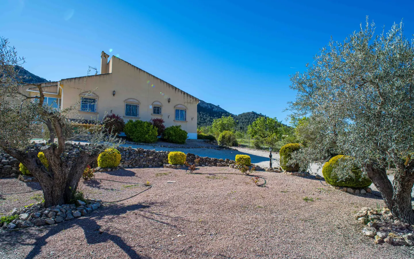 3-bedroom Detached Villa In La Zarza, Spain (222 M²)