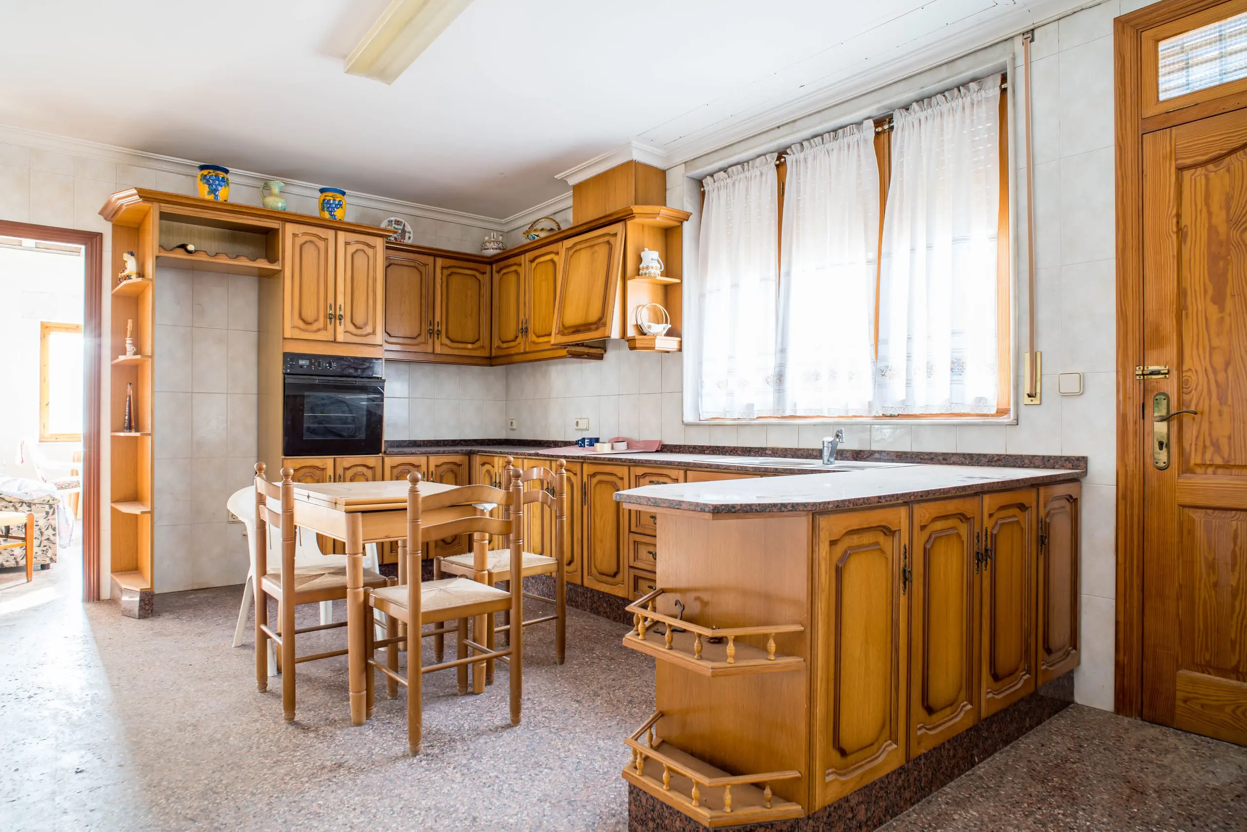 Country House Of 1018 M² In Monovar, Spain