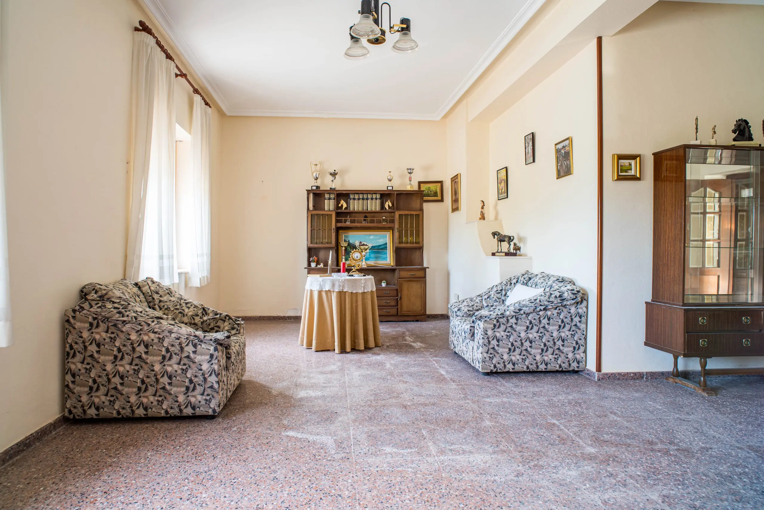 Country House Of 1018 M² In Monovar, Spain