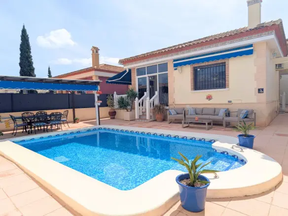 Detached Villa Of 106 M² In Bigastro, Spain