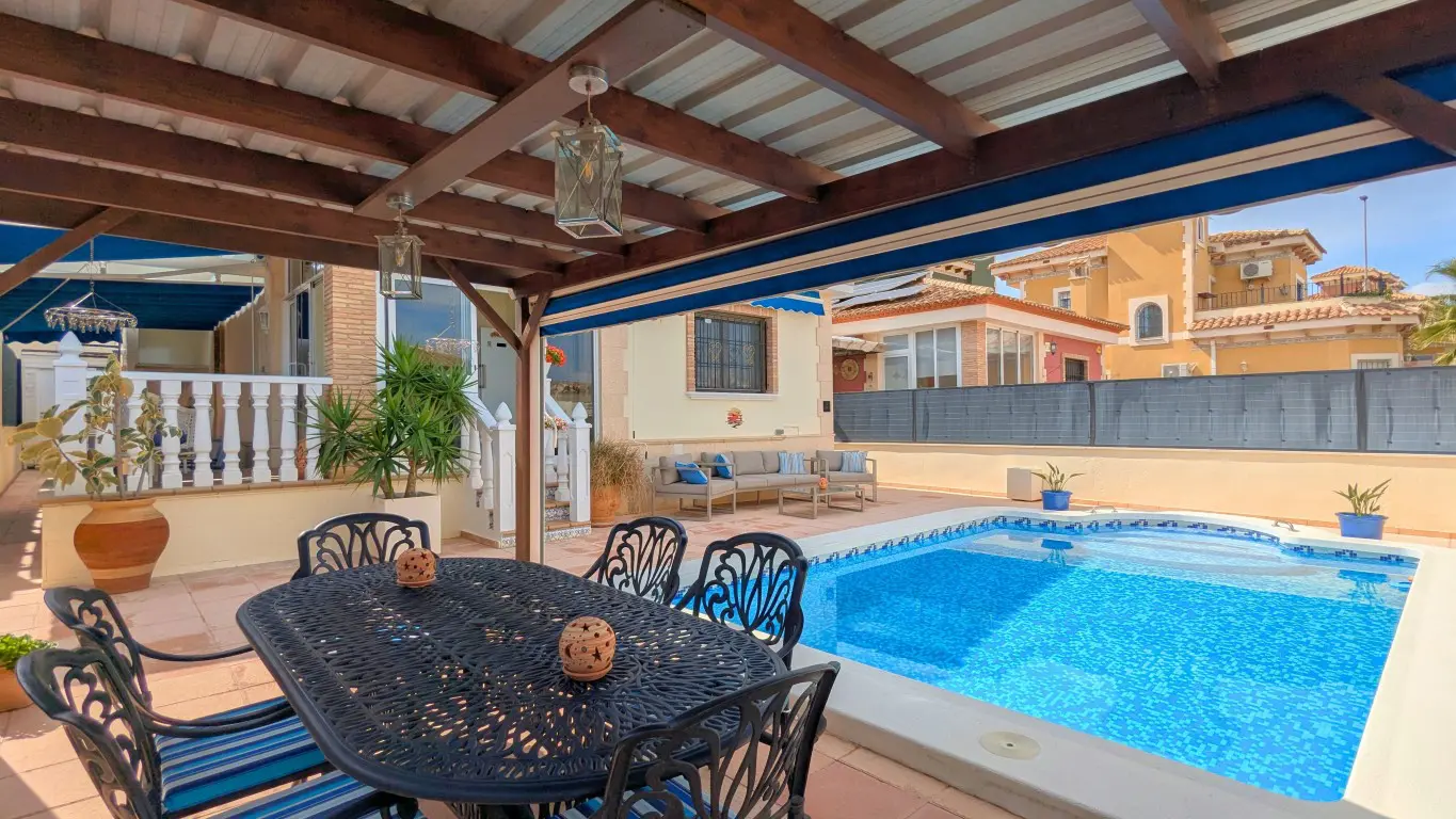 Detached Villa Of 106 M² In Bigastro, Spain