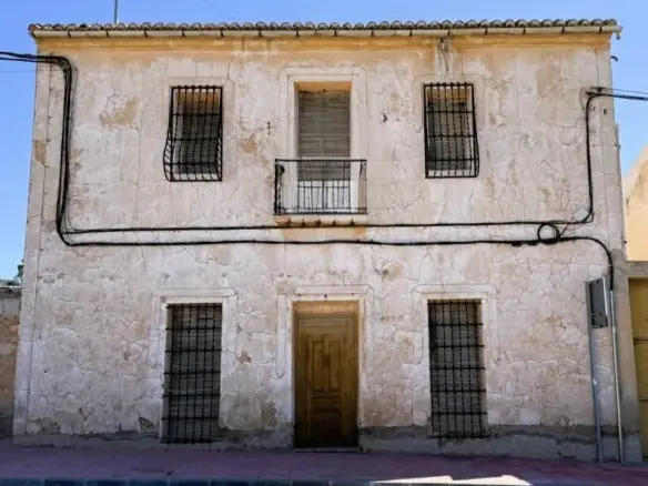 Townhouse Of 299 M² In Alguena, Spain