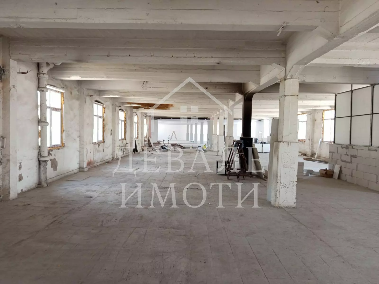 Industrial Premises Of 1328 Sq.m