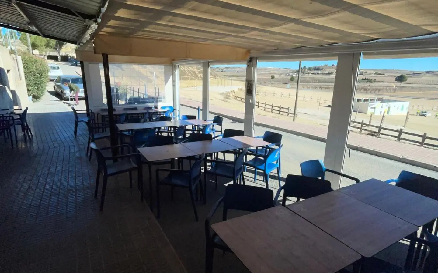 Commercial In Pinoso, Spain (160 M²)