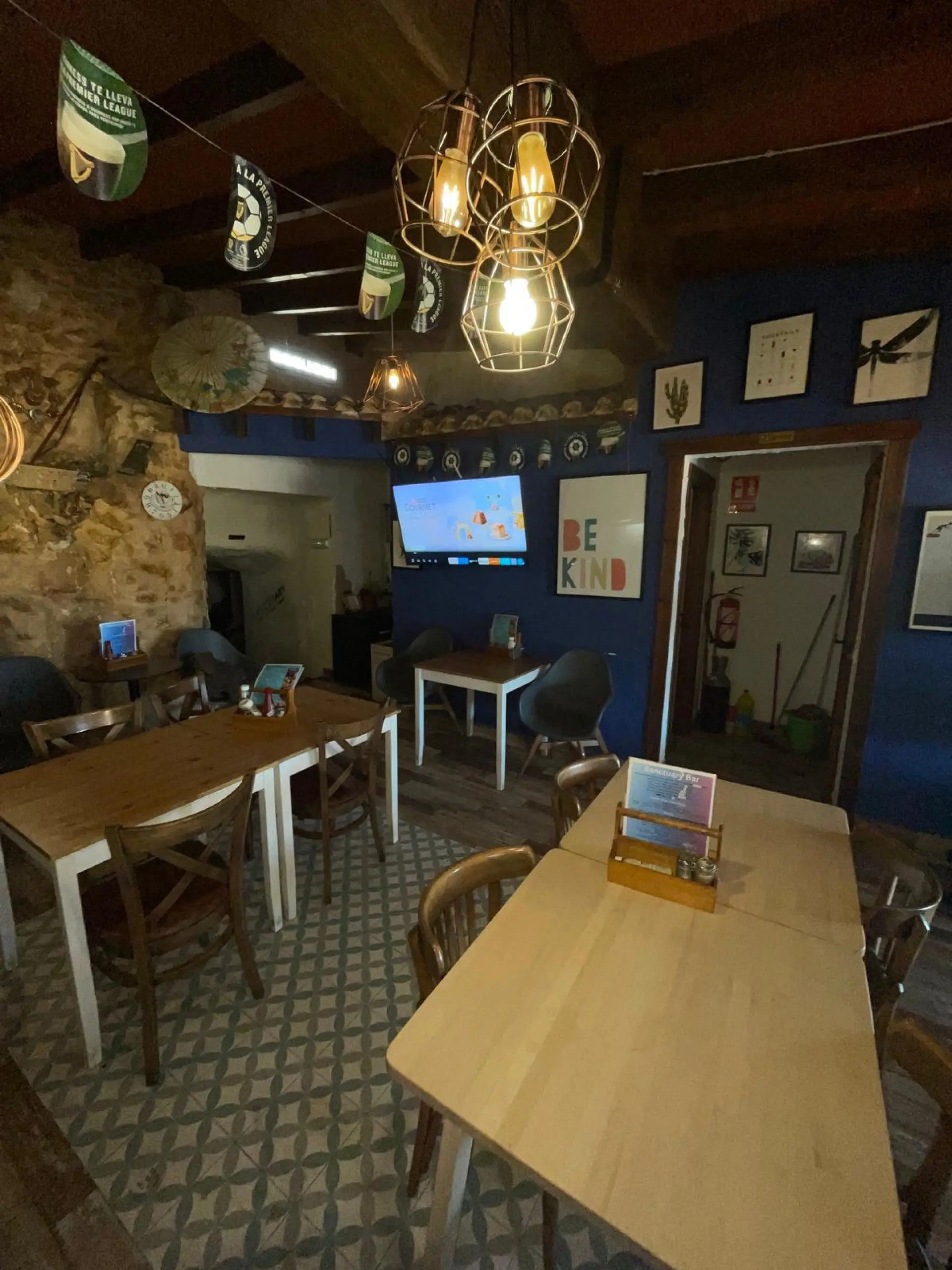 Commercial Of 160 M² In Pinoso, Spain