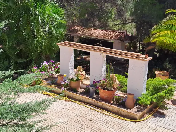 6-bedroom Country House In Sax, Spain (400 M²)