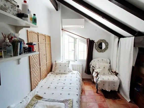6-bedroom Country House In Sax, Spain (400 M²)