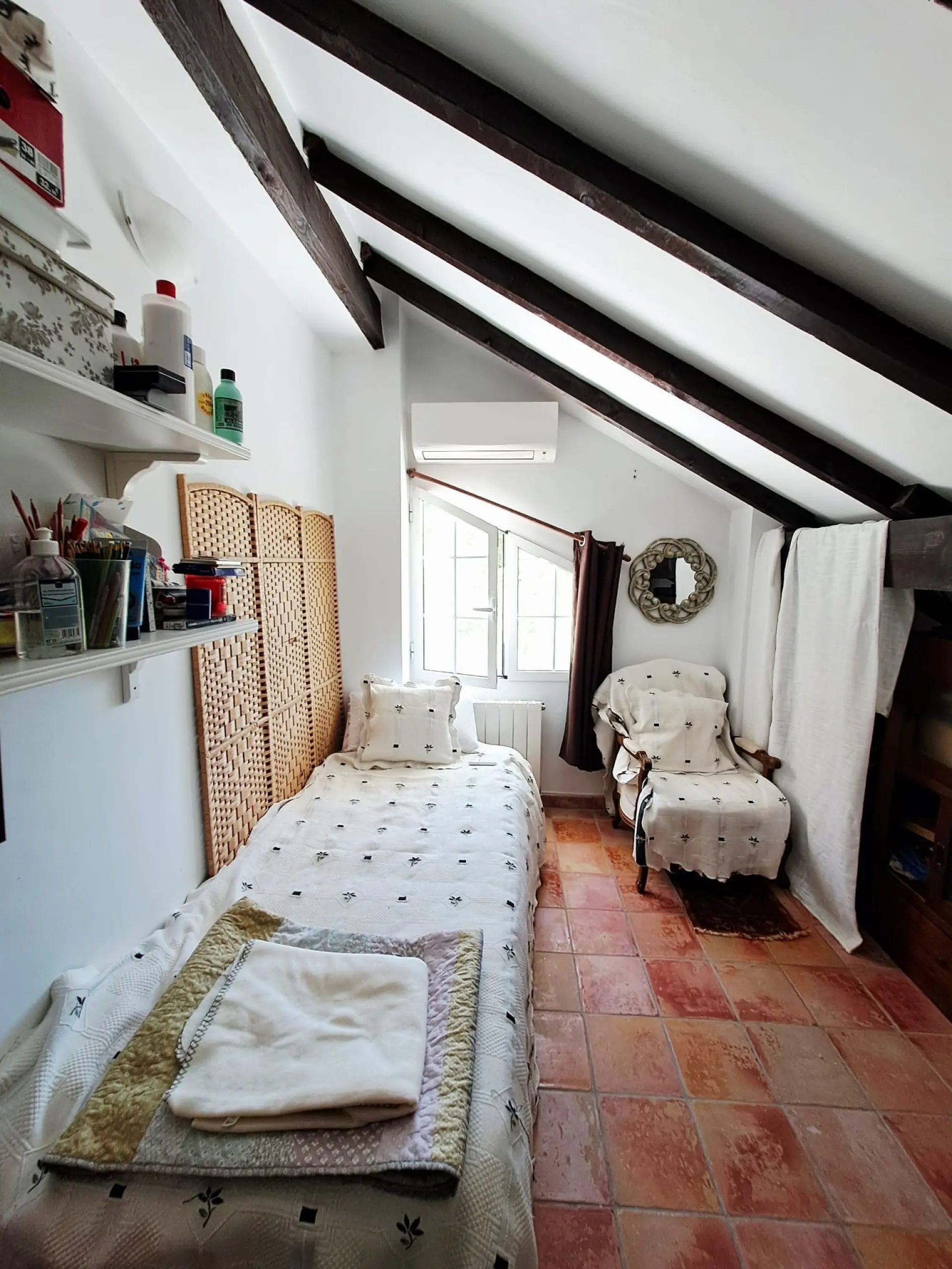 Country House Of 400 M² In Sax, Spain