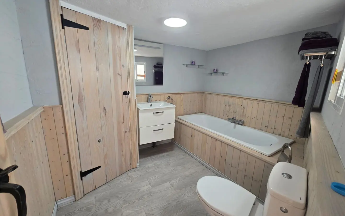 Townhouse Of 72 M² In Sax
