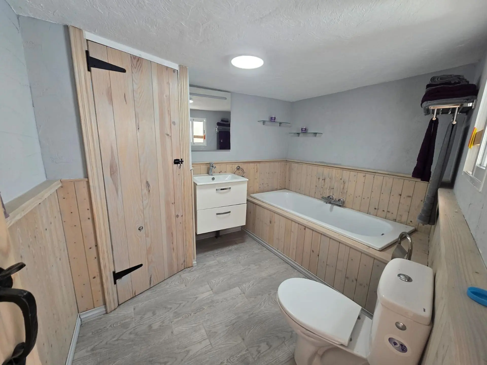 Townhouse Of 72 M² In Sax