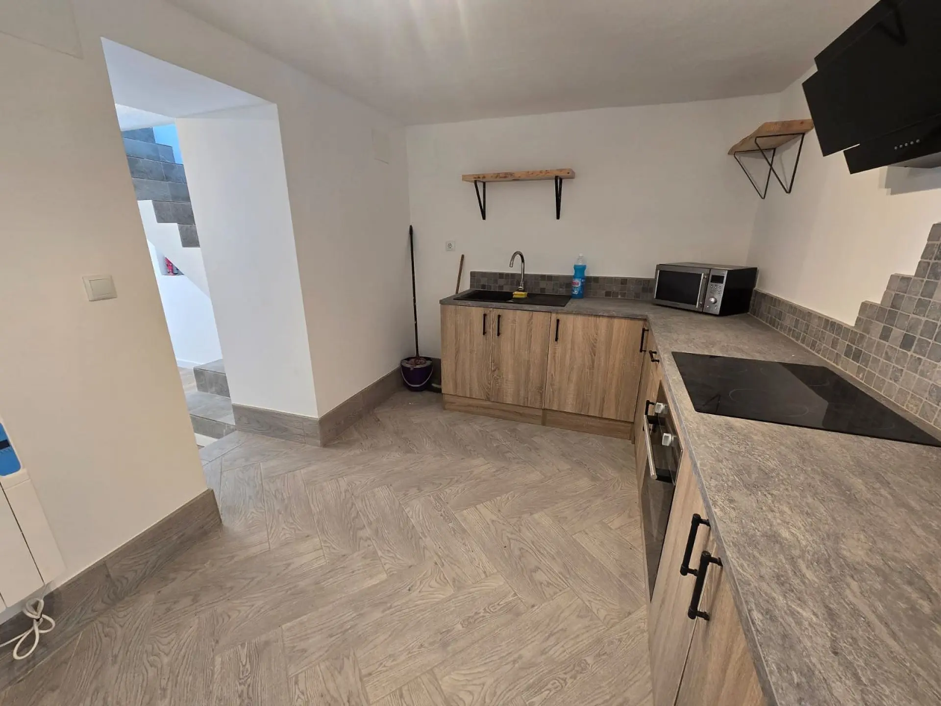Townhouse Of 72 M² In Sax