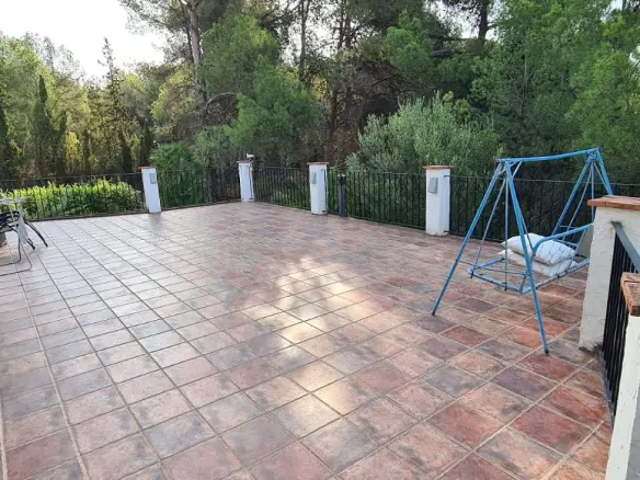 6-bedroom Country House In Sax, Spain (400 M²)