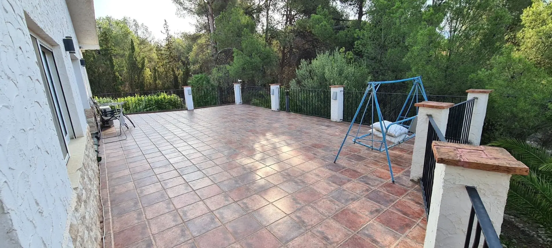 Country House Of 400 M² In Sax, Spain