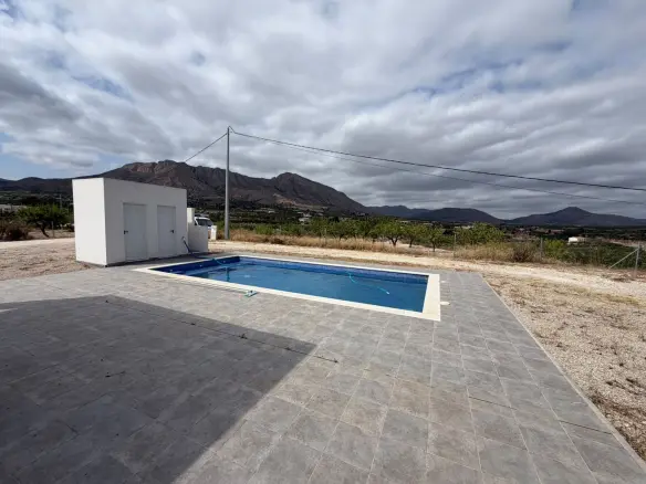 4-bedroom Detached Villa In Macisvenda, Spain (177 M²)