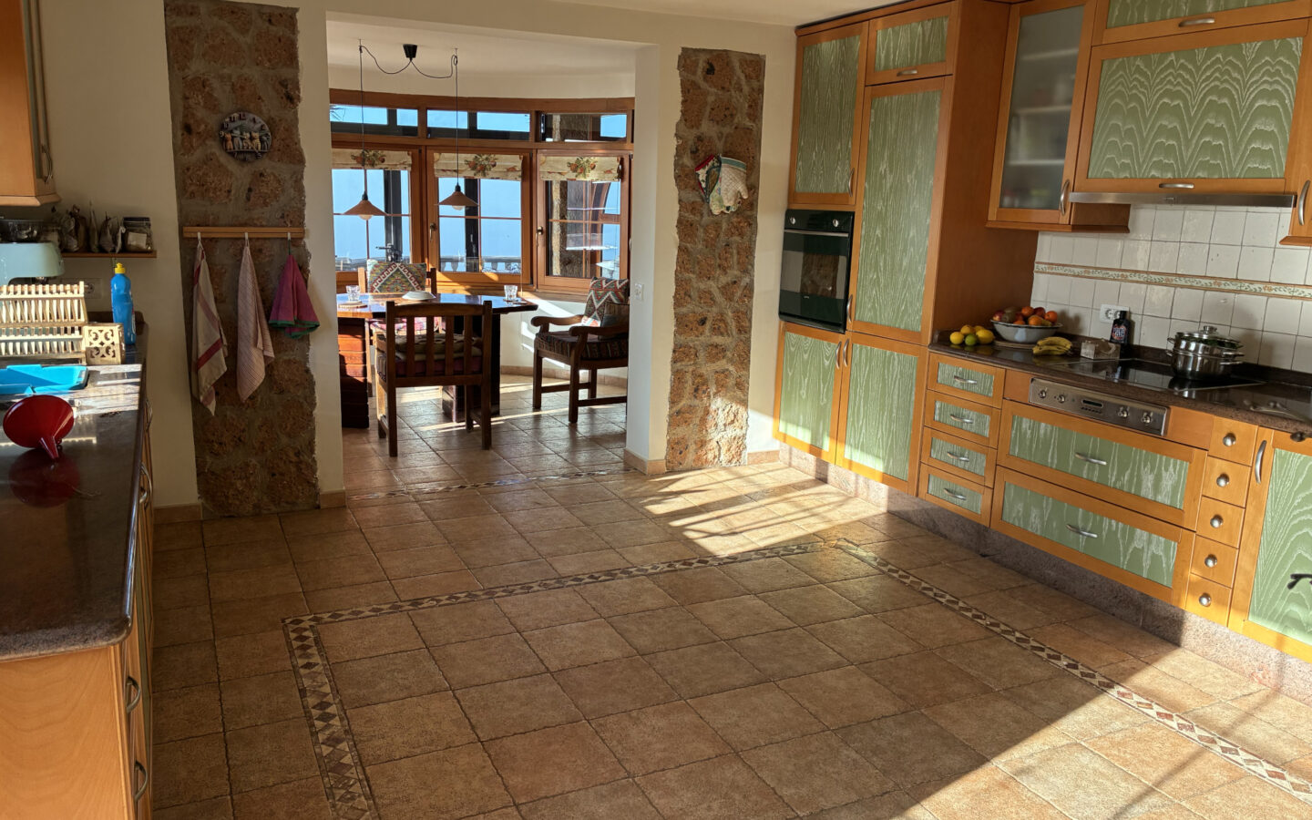 Country House Of 449 M² With Organic Vineyard, Guest Cottage & Sea Views In Tenerife