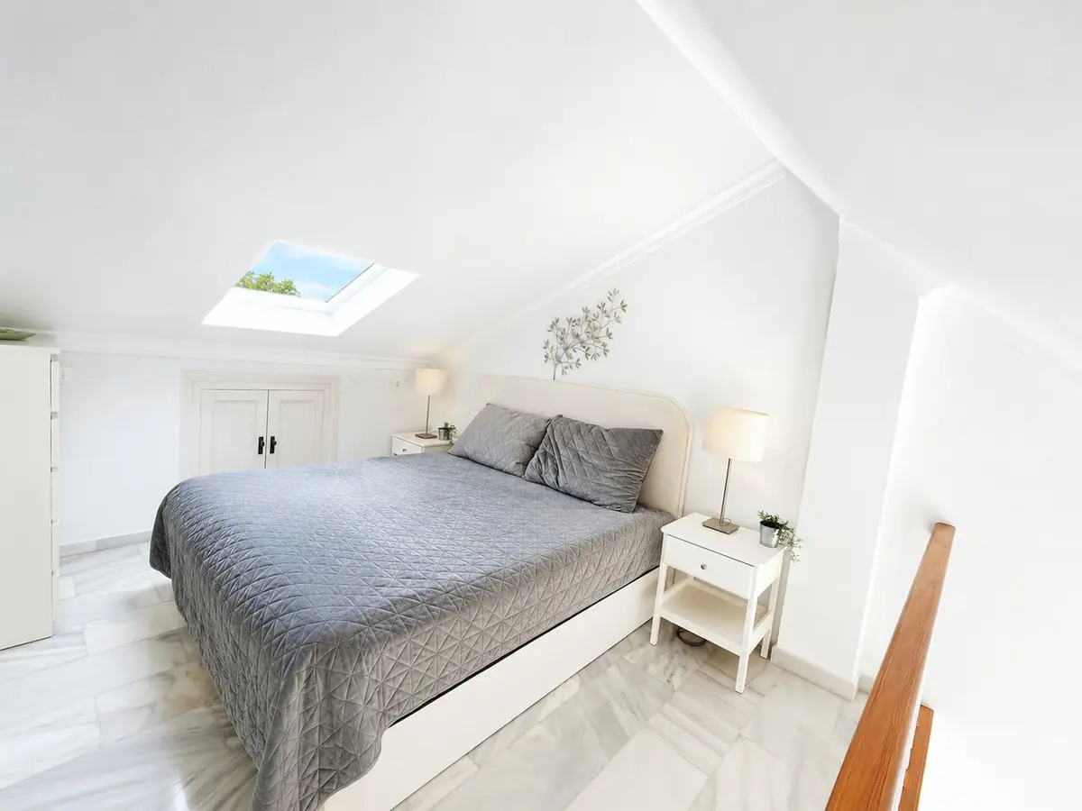 Apartment Of 60 M² With Top Floor In The Golden Mile, Spain