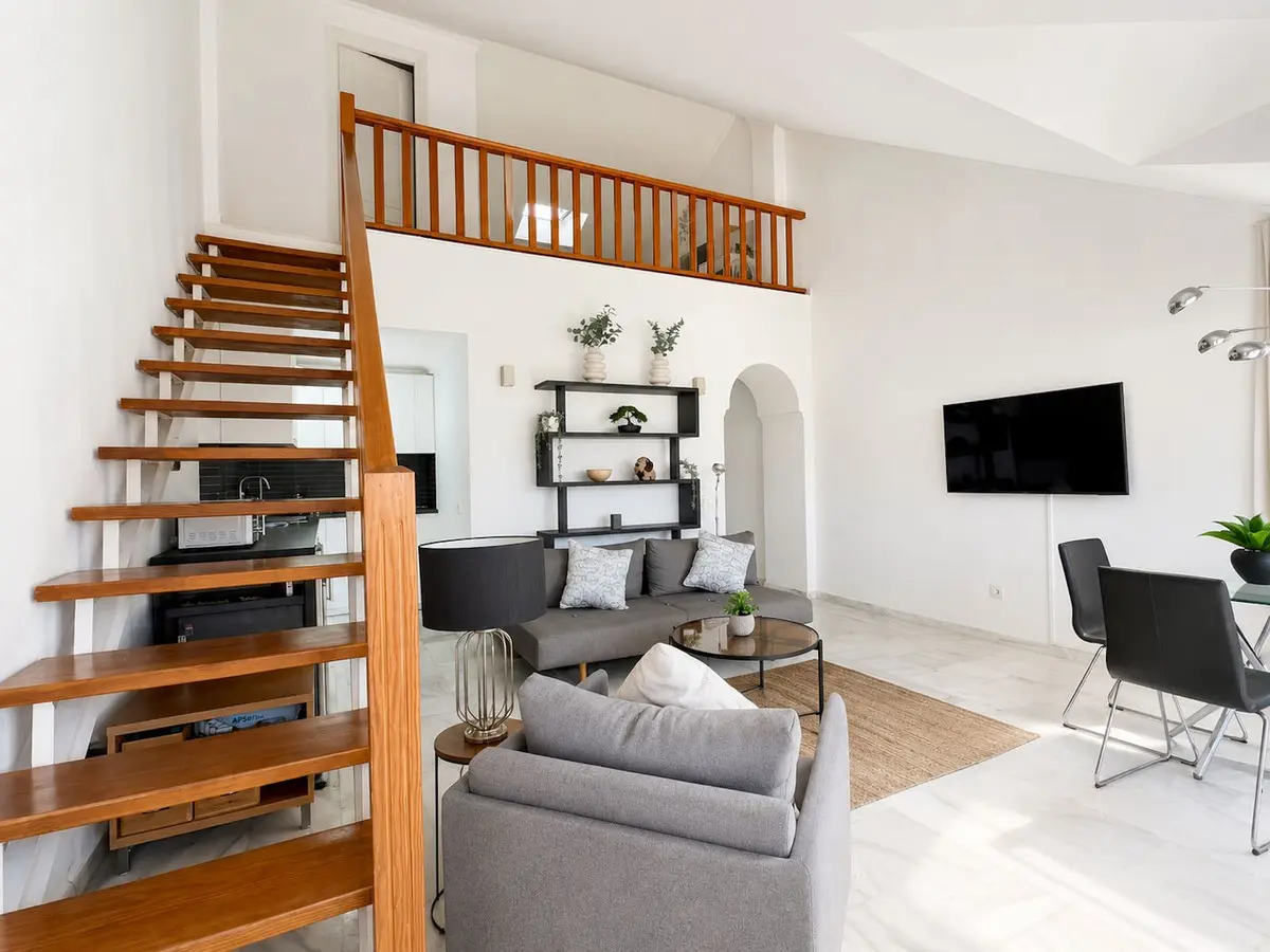 Apartment Of 60 M² With Top Floor In The Golden Mile, Spain
