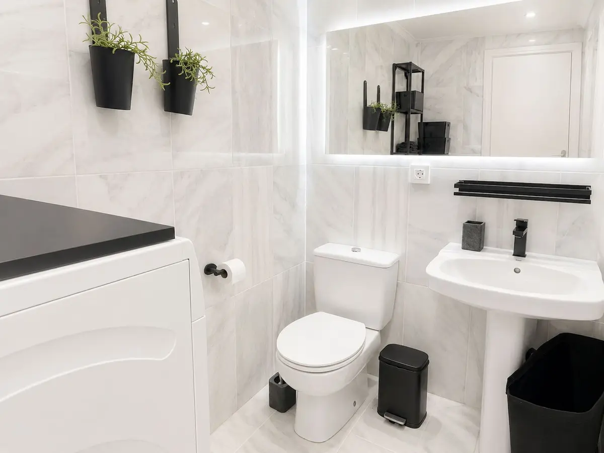 Apartment Of 60 M² With Top Floor In The Golden Mile, Spain