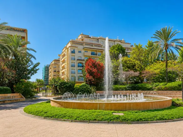 Apartment Of 96 M² In Estepona, Spain
