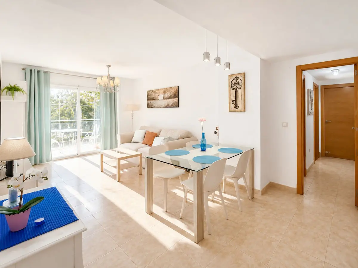 Apartment Of 96 M² In Estepona, Spain