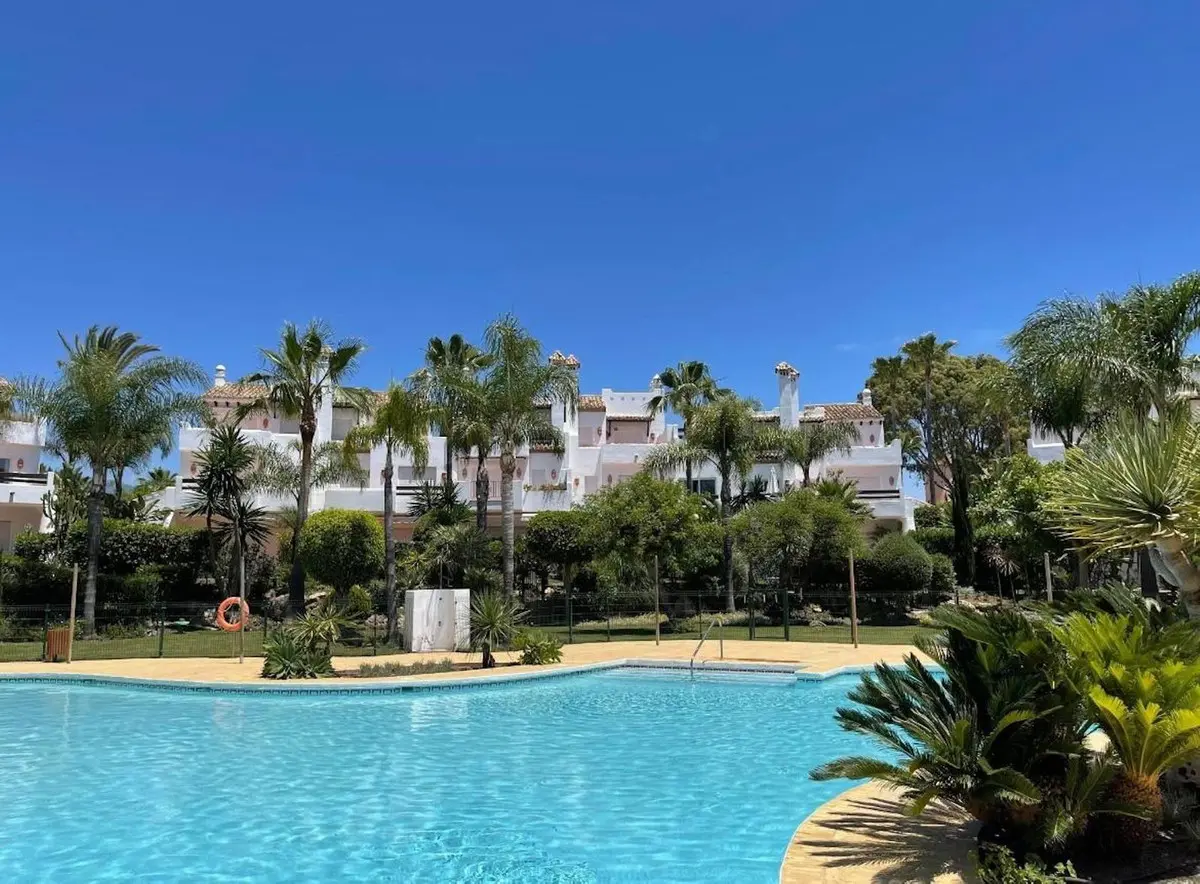 Semi-detached House Of 250 M² With Sea View In Costalita, Spain