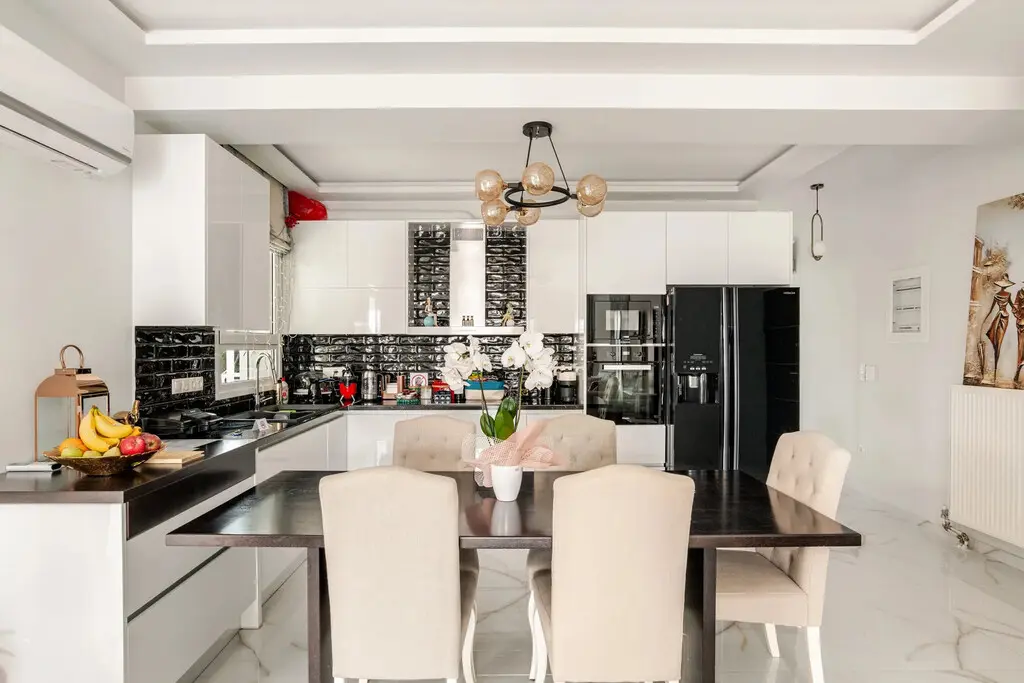 For Sale Flat 85 M² In Athens