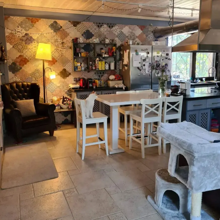 For Sale Detached House 660 M² In The Suburbs Of Thessaloniki