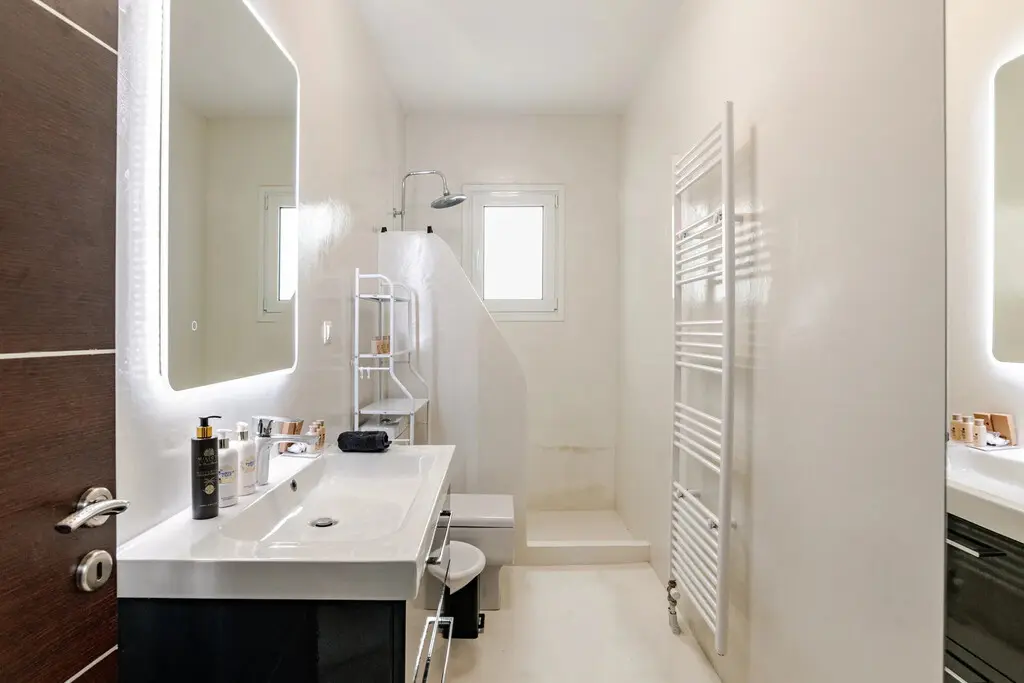 For Sale Flat 85 M² In Athens
