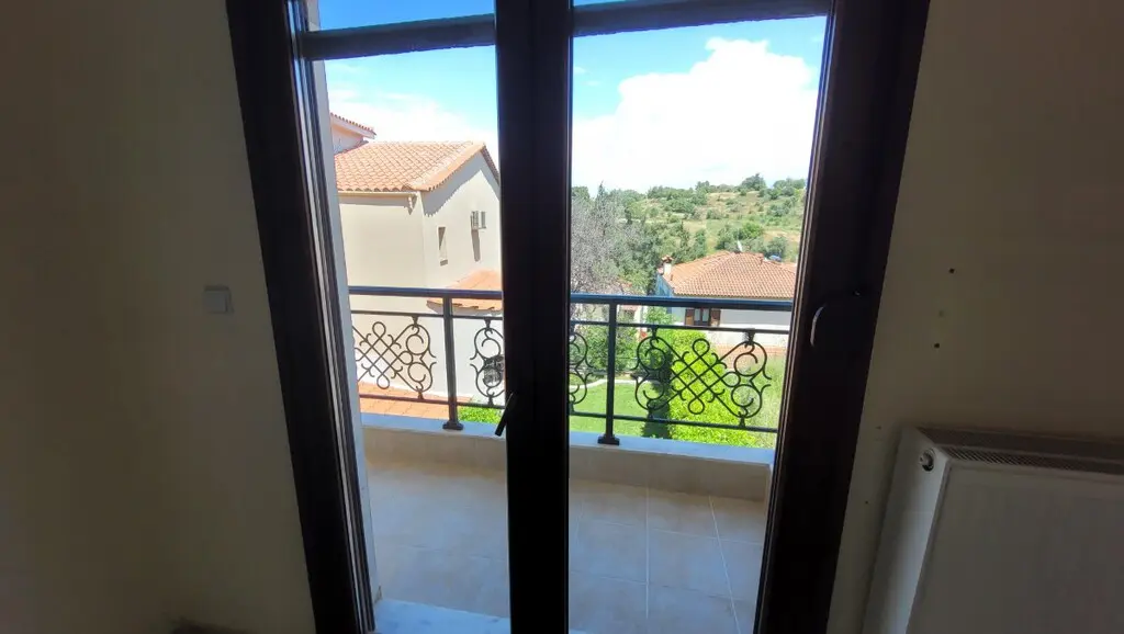 Flat Of 110 M² In The Suburbs Of Thessaloniki