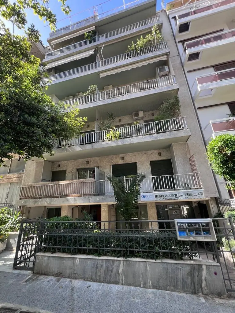 For Sale Flat 156 M² In Athens