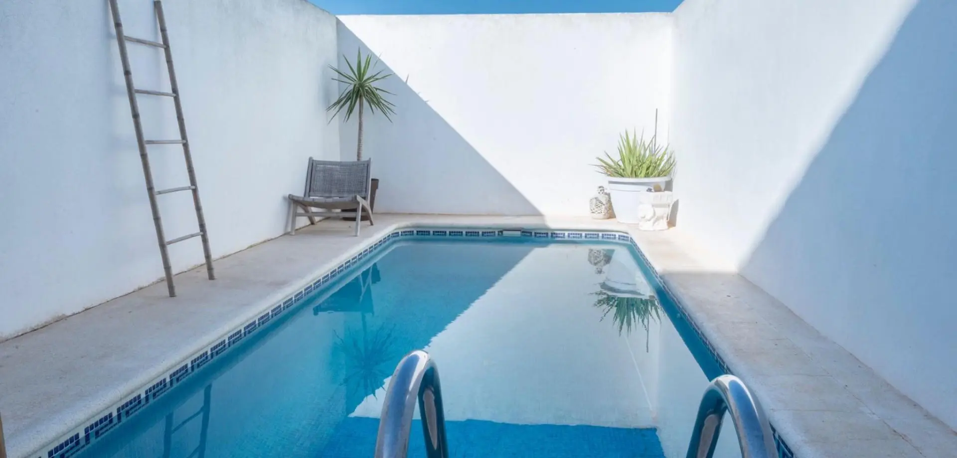 Terraced House Of 180 M² In Santiago De La Ribera, Spain