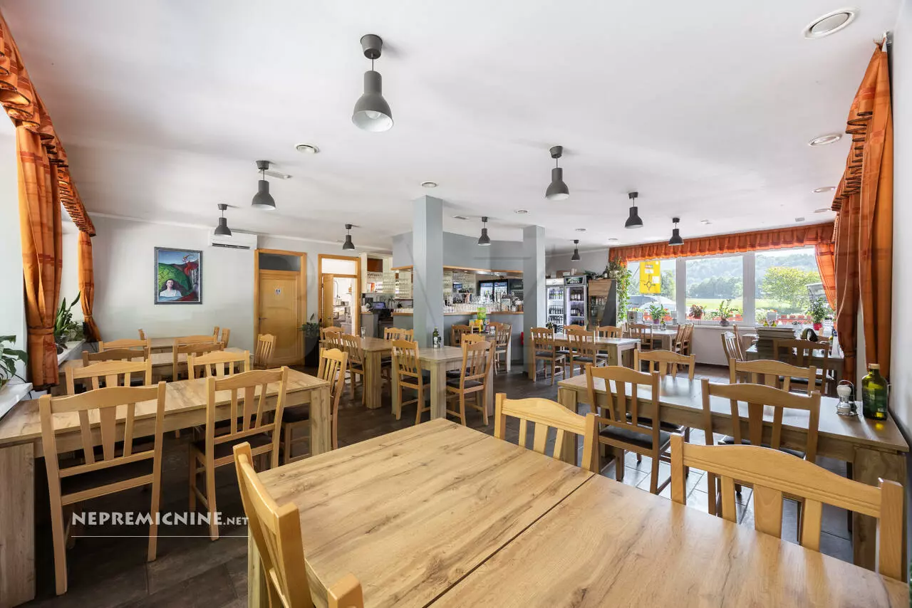 Restaurant Property Of 1000 M² With Accommodation Development Potential In Bovec, Slovenia