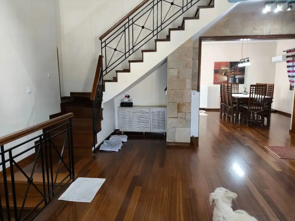 For Sale Detached House 201 M² In Attica