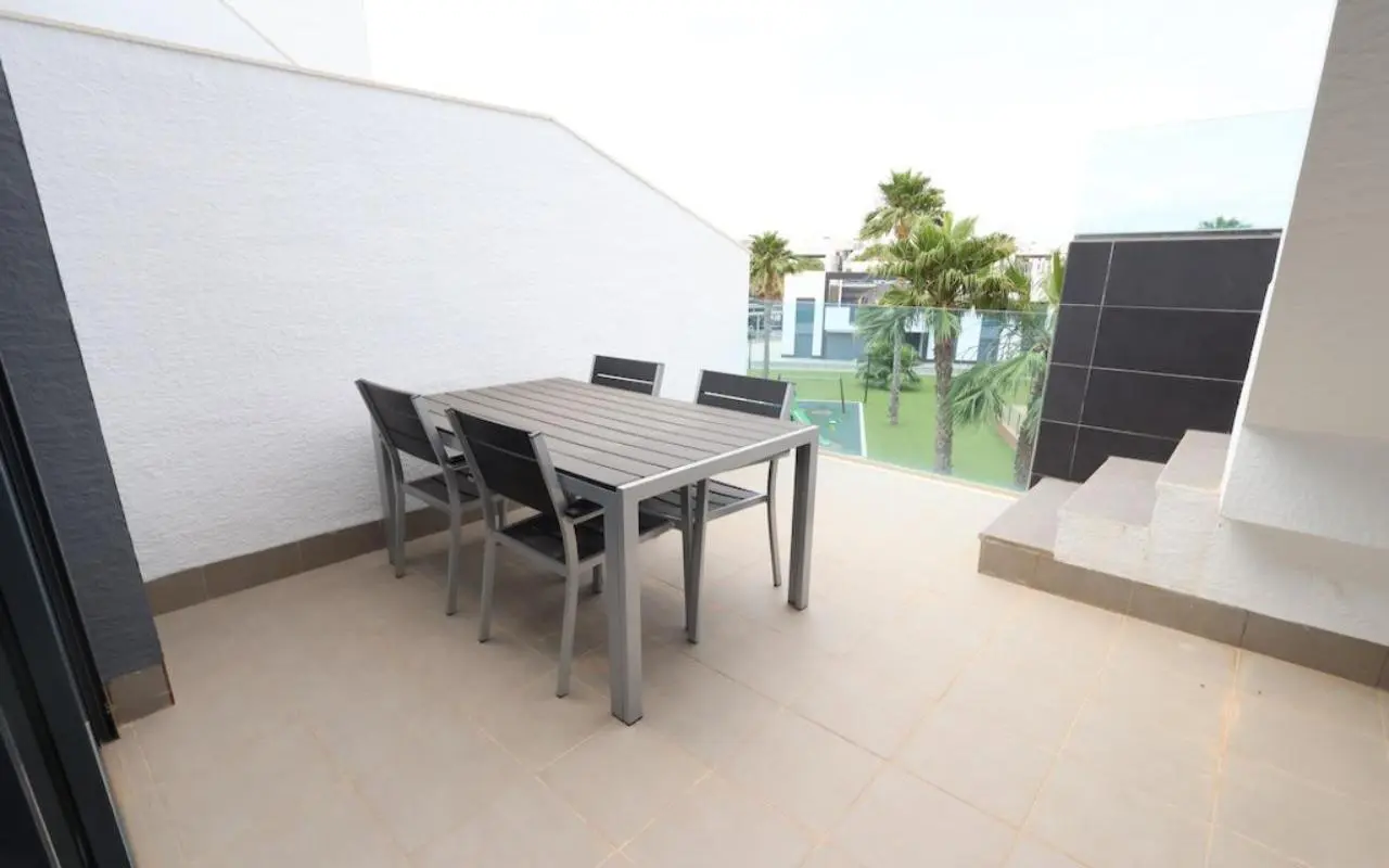 Apartment Of 77 M² In Guardamar Del Segura