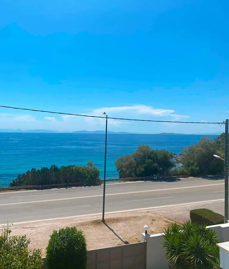 Detached House Of 325 M² In Attica