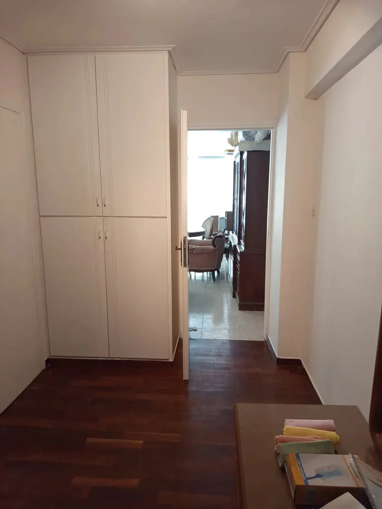 Flat Of 113 M² In Athens