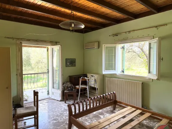 Complex Of 544 M² In Corfu