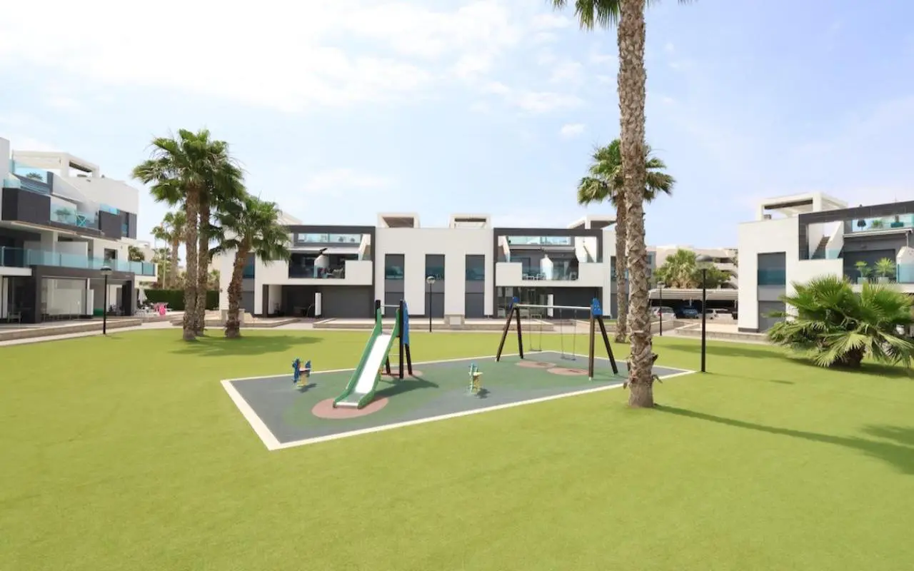 Apartment Of 77 M² In Guardamar Del Segura