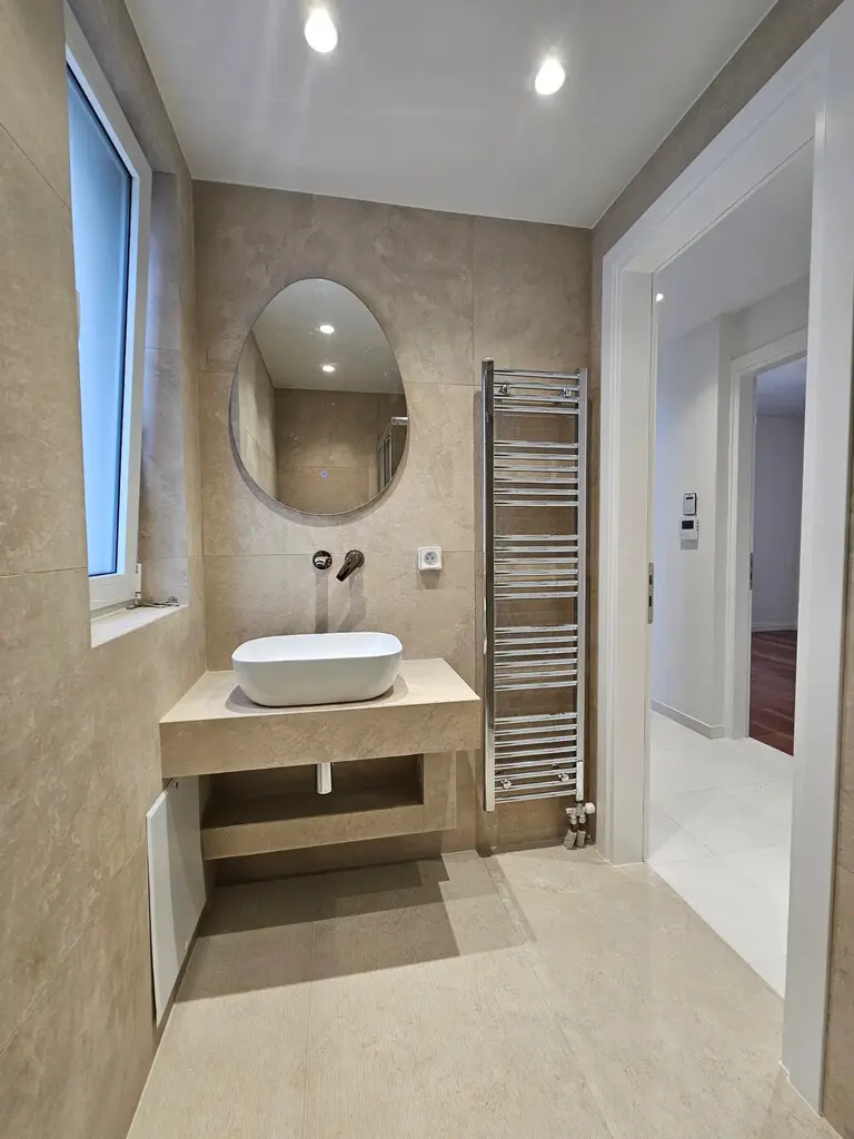 For Sale Detached House 215 M² In Athens