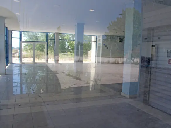 Commercial Property Of 1386 M² On The Olympic Coast