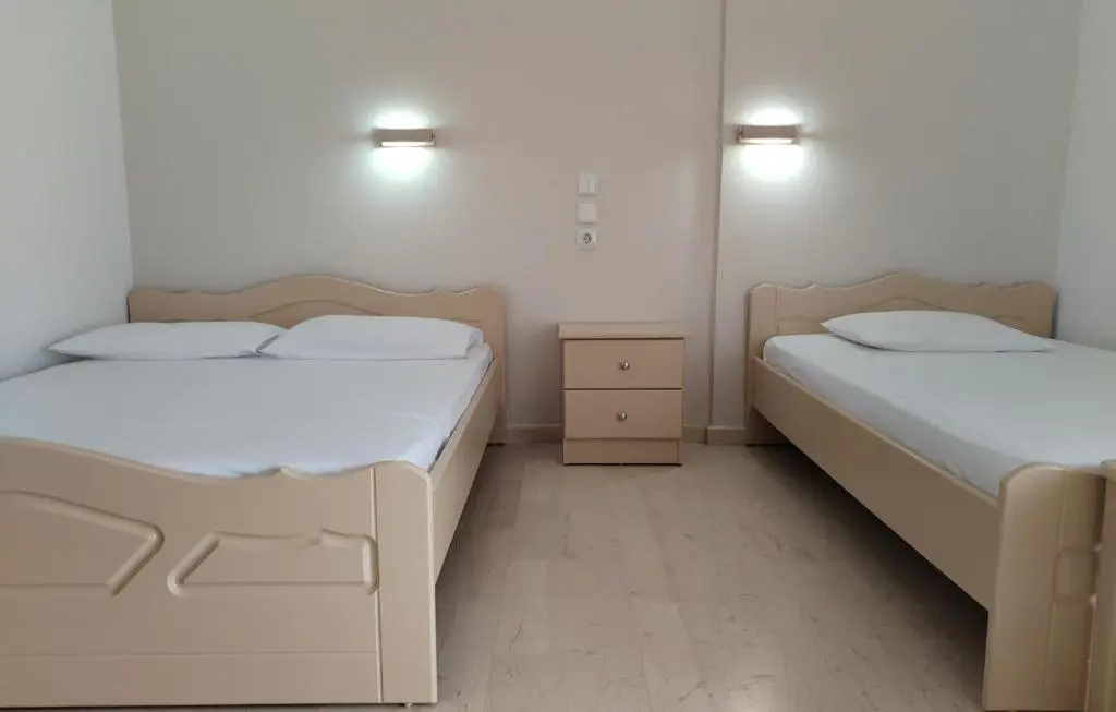 For Sale Hotel 820 M² On The Olympic Coast