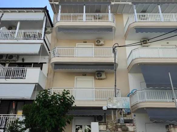 Hotel Of 820 M² On The Olympic Coast