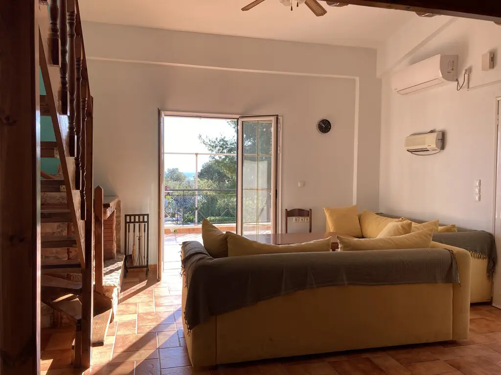 For Sale Villa 500 M² In Peloponnese