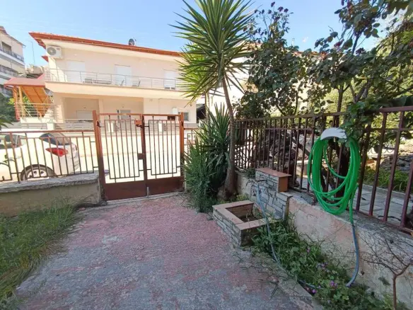 Detached House Of 286 M² On The Olympic Coast