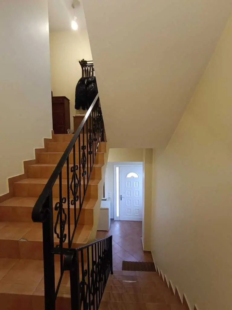 For Sale Detached House 286 M² On The Olympic Coast